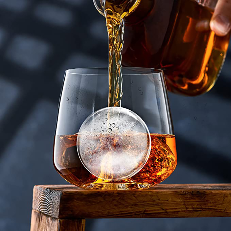 Medium Size Silicone Ice Maker for Cool Drinks Ice Ball Shape Mold 19