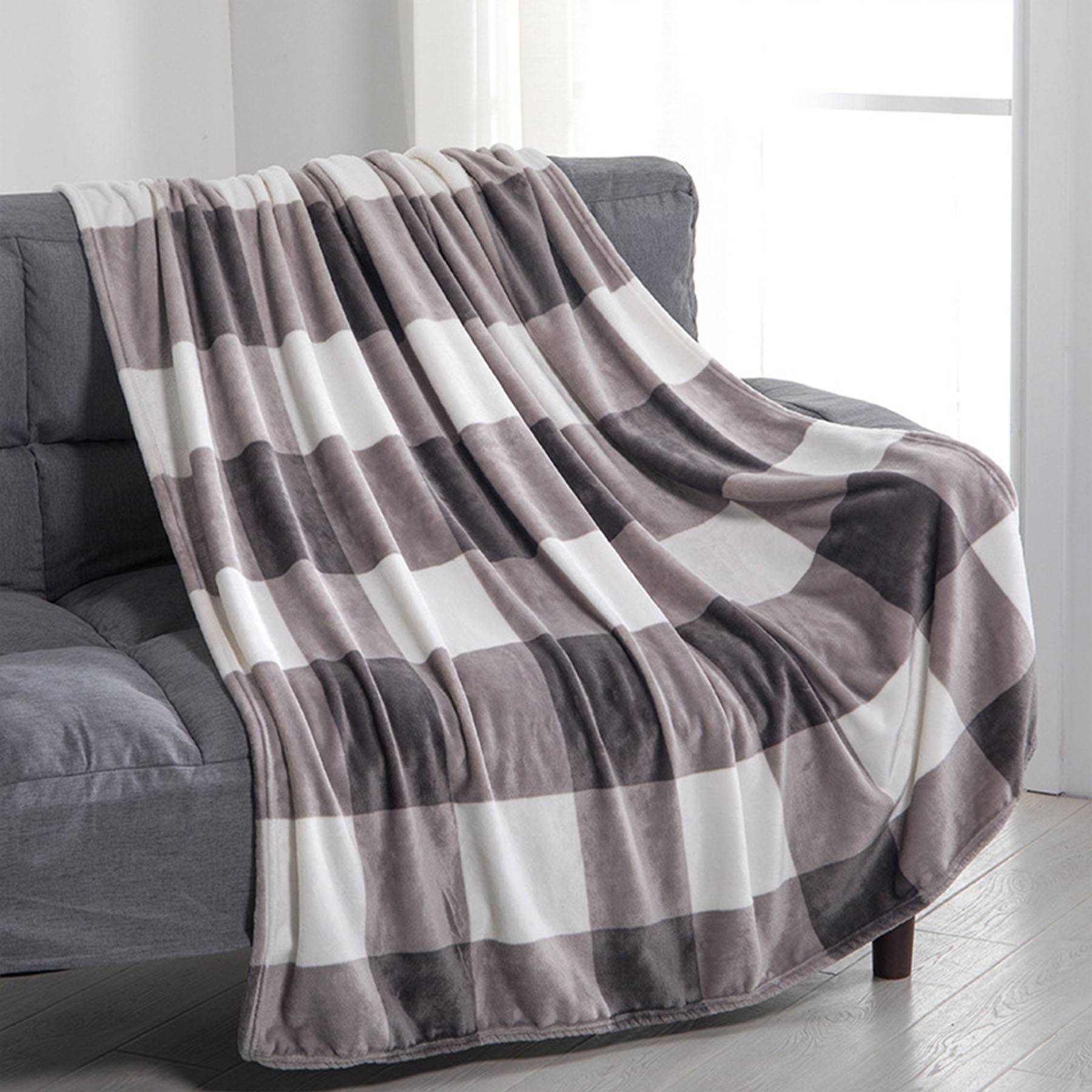 Polyester double-sided fleece plaid blanket 9