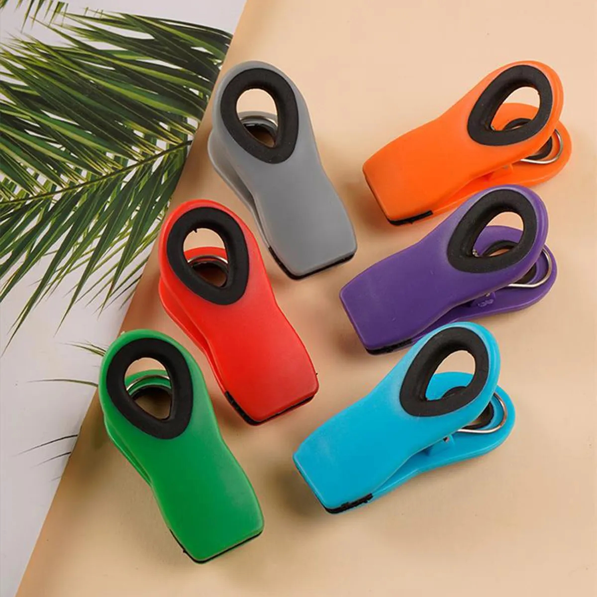 Food Packaging Sealing Bag Magnetic Refrigerator Clip 4