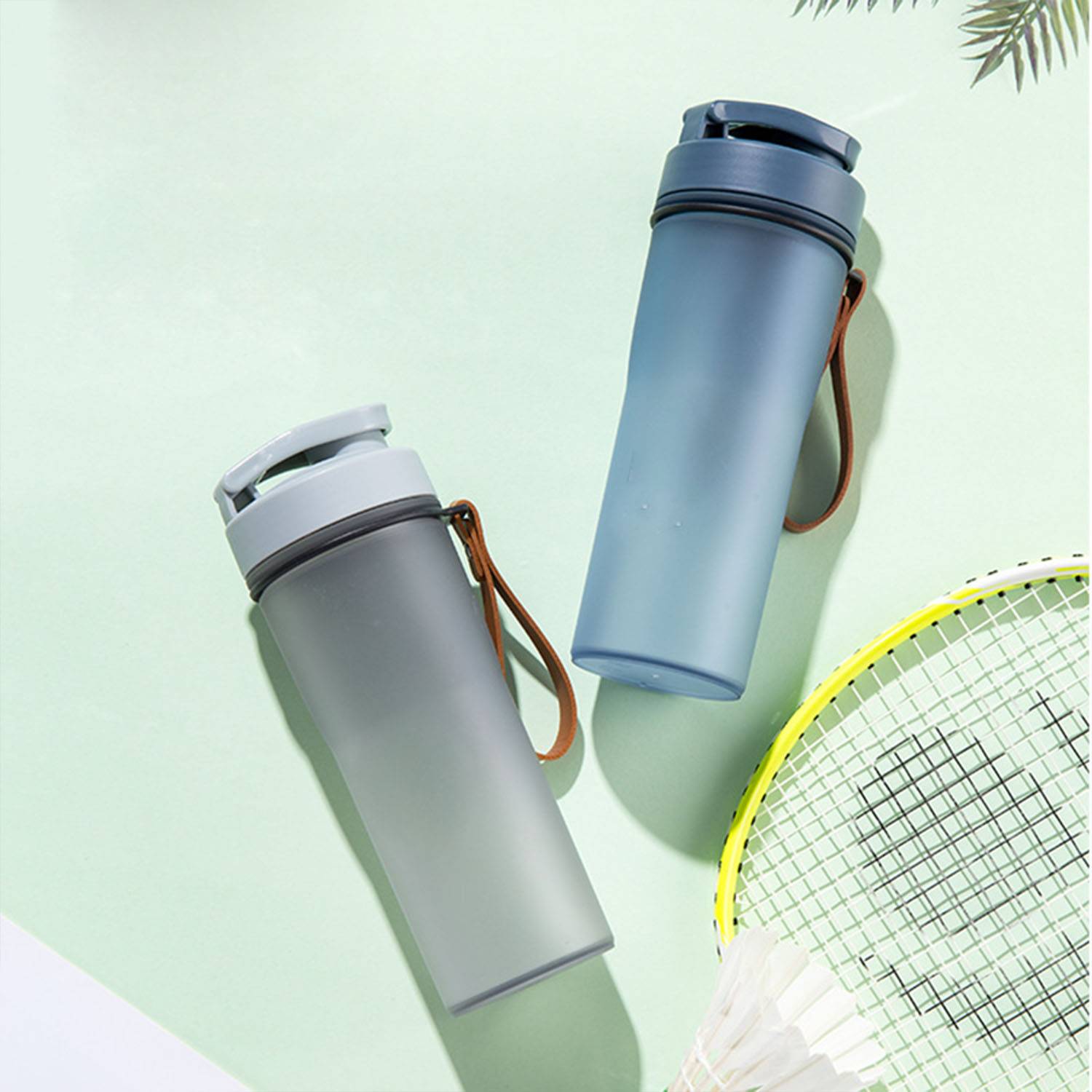 15.8oz Portable Plastic Flip Top Straight Drink Sports Cup 4