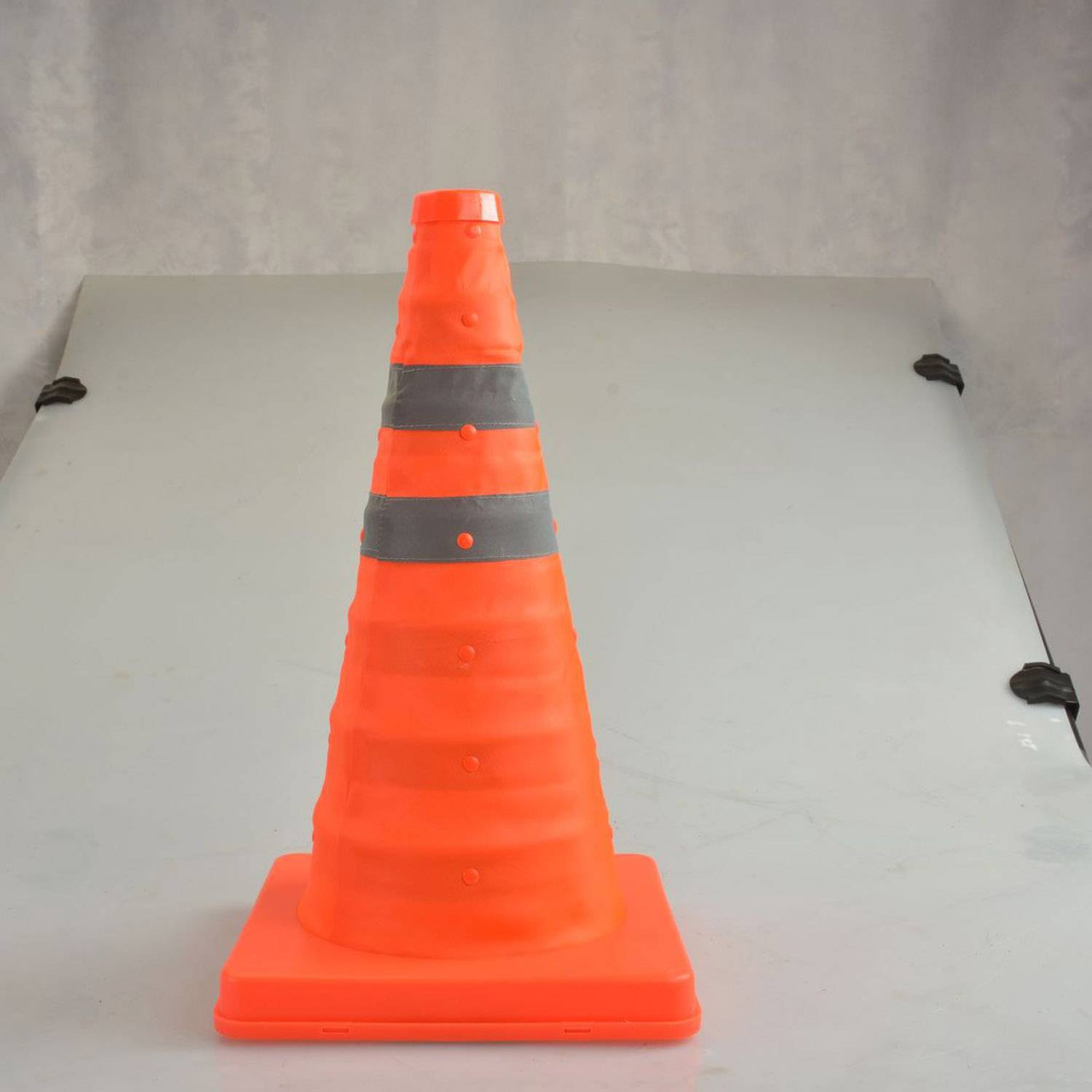 Lightweight Safe Strong Reflective Foldable Traffic Cone 3