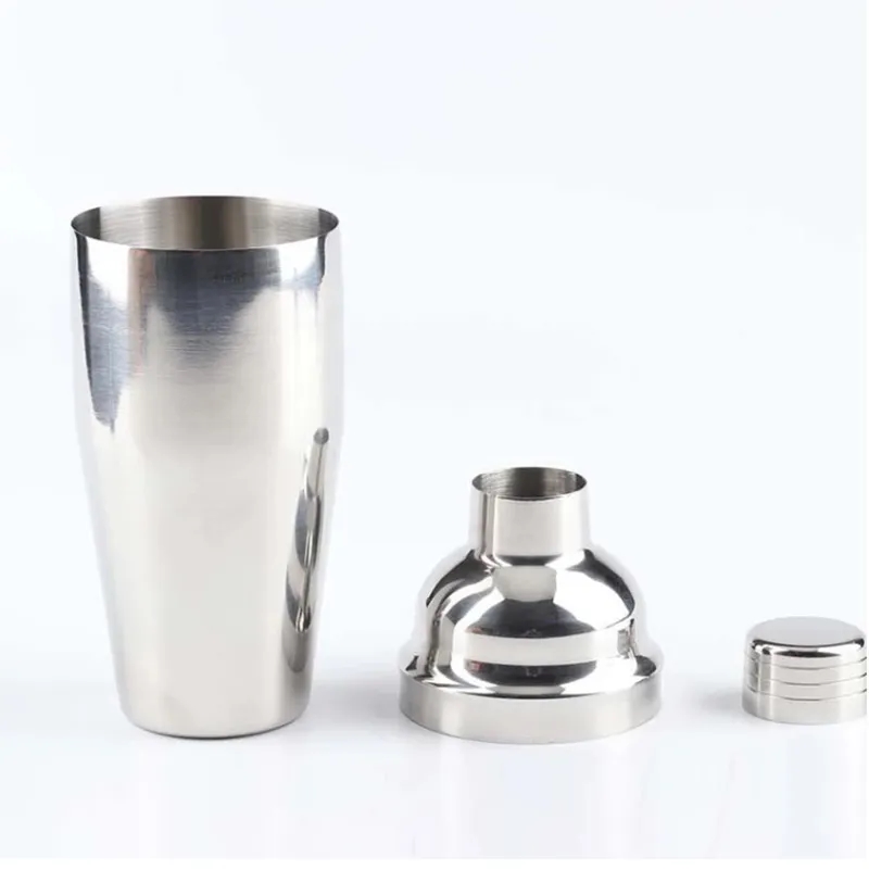 750ml Bartender Cocktail Shaker With Strainer 3