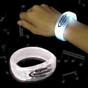 White 8" Lighted LED Glow Bangle Bracelet Jewelry 3