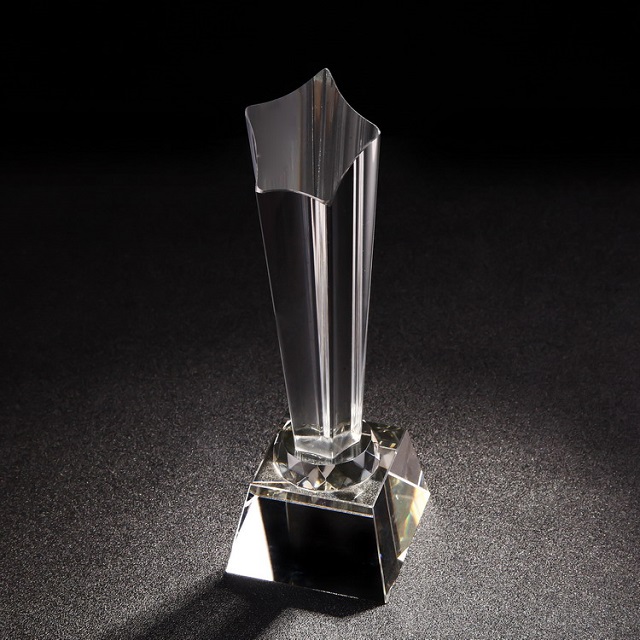 Crystal Trophy A19-151 4