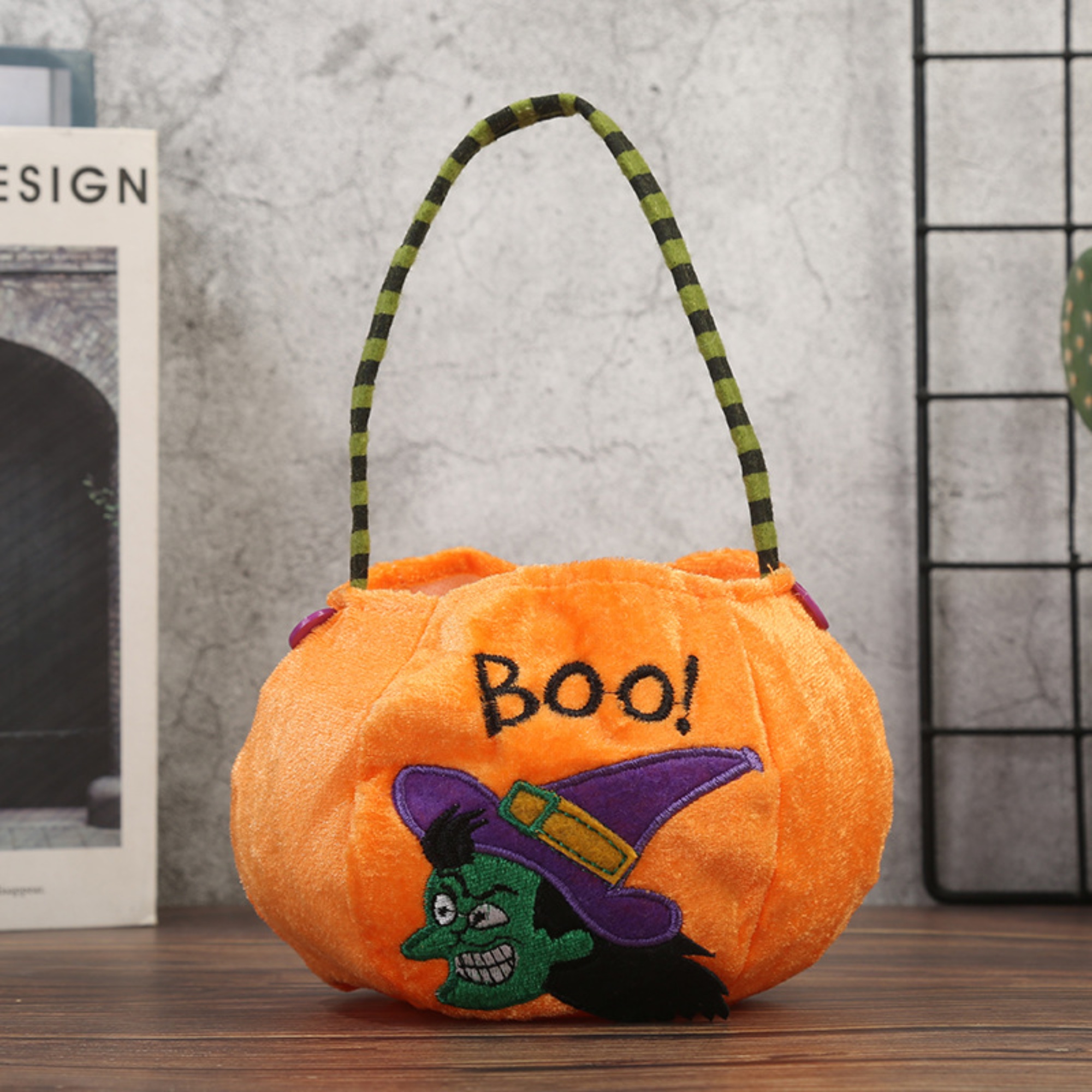 Kindergarten children's Halloween candy bag 2