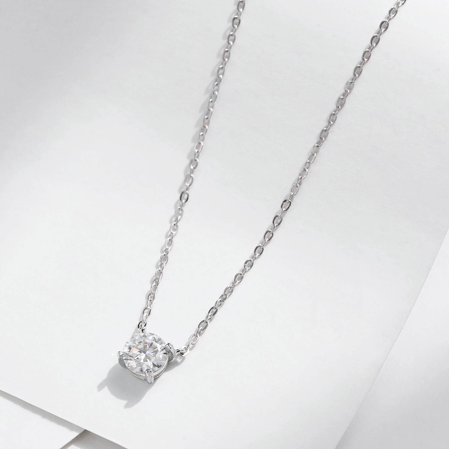Round Full Diamond Necklace 5