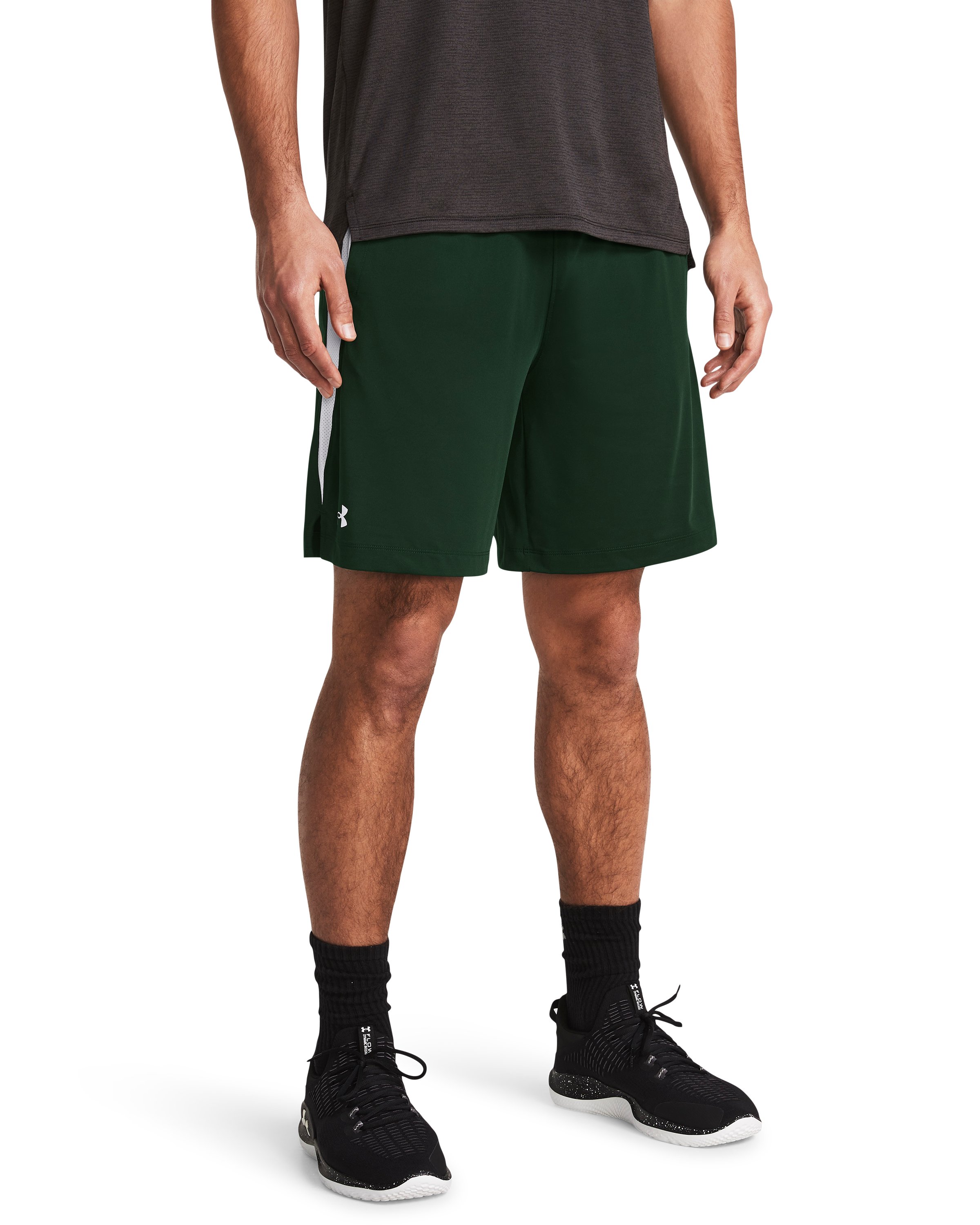 UA Tech Vent Men's 8 Shorts 44