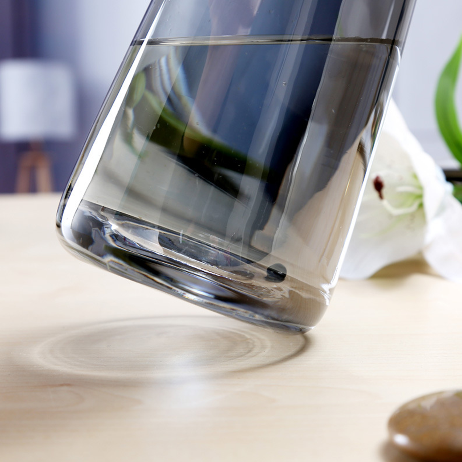 Glass Vase for Flowers 5