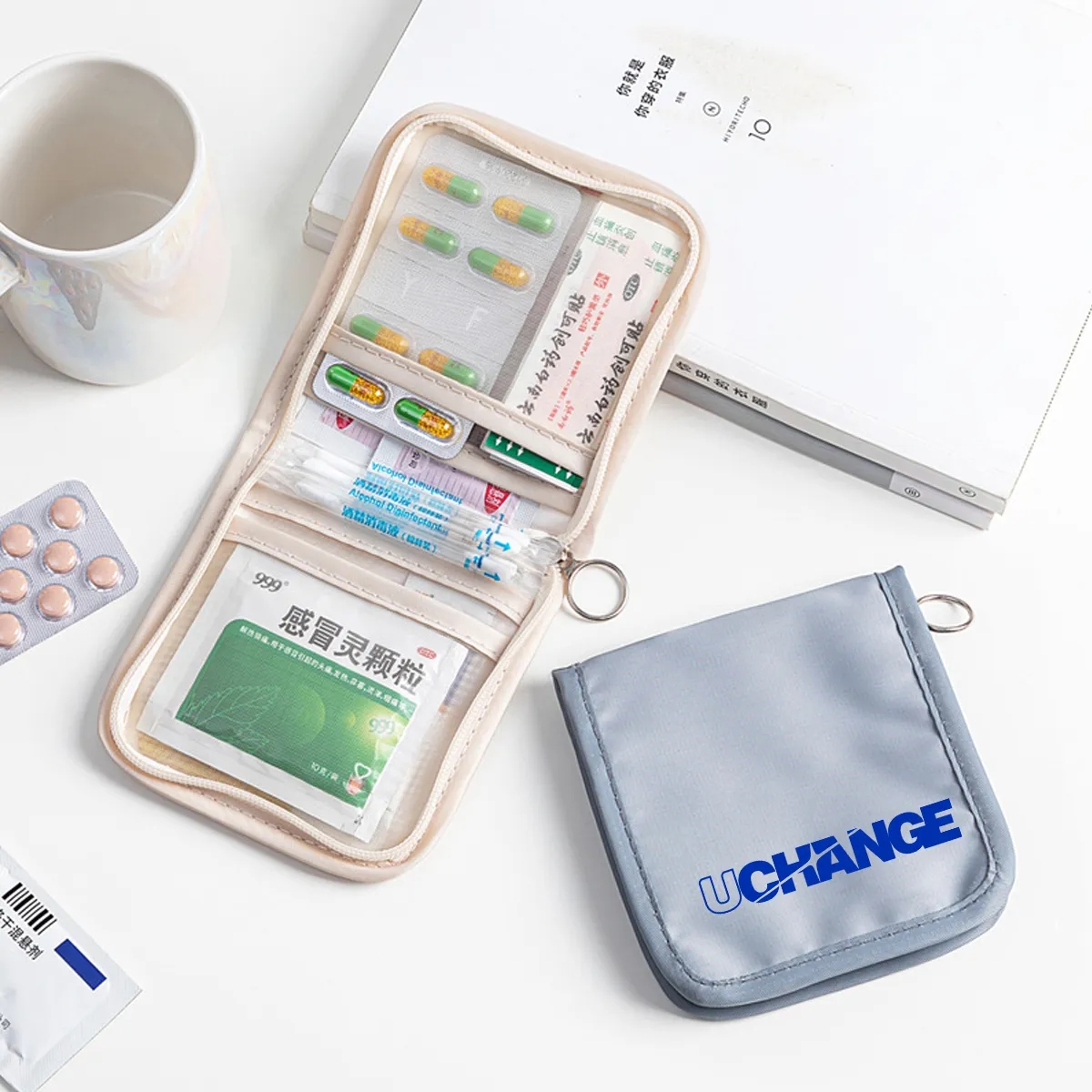 Portable First Aid Organizer Pouch With Clear Pockets 2