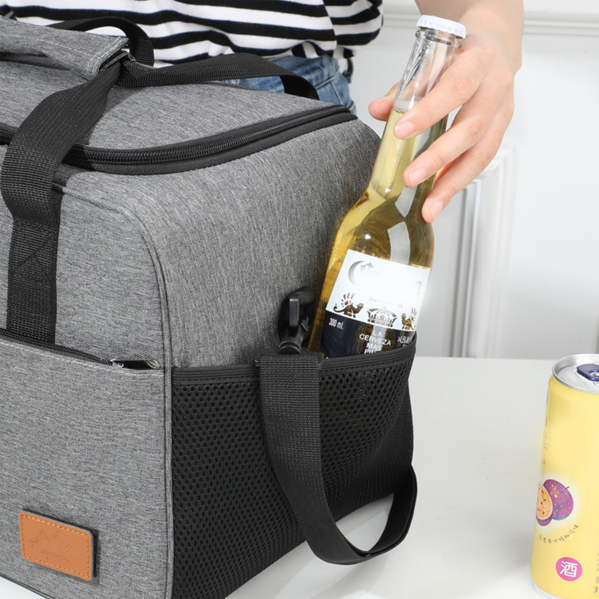 Insulated Picnic Lunch Cooler Tote Bag with Shoulder Strap 2