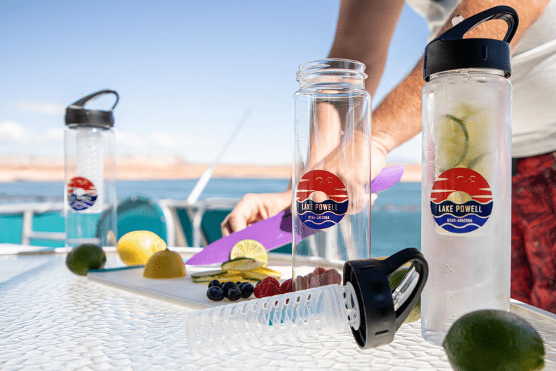 BAJA 25 oz. Fruit Fusion Bottle with Freedom Lid & Basket 25