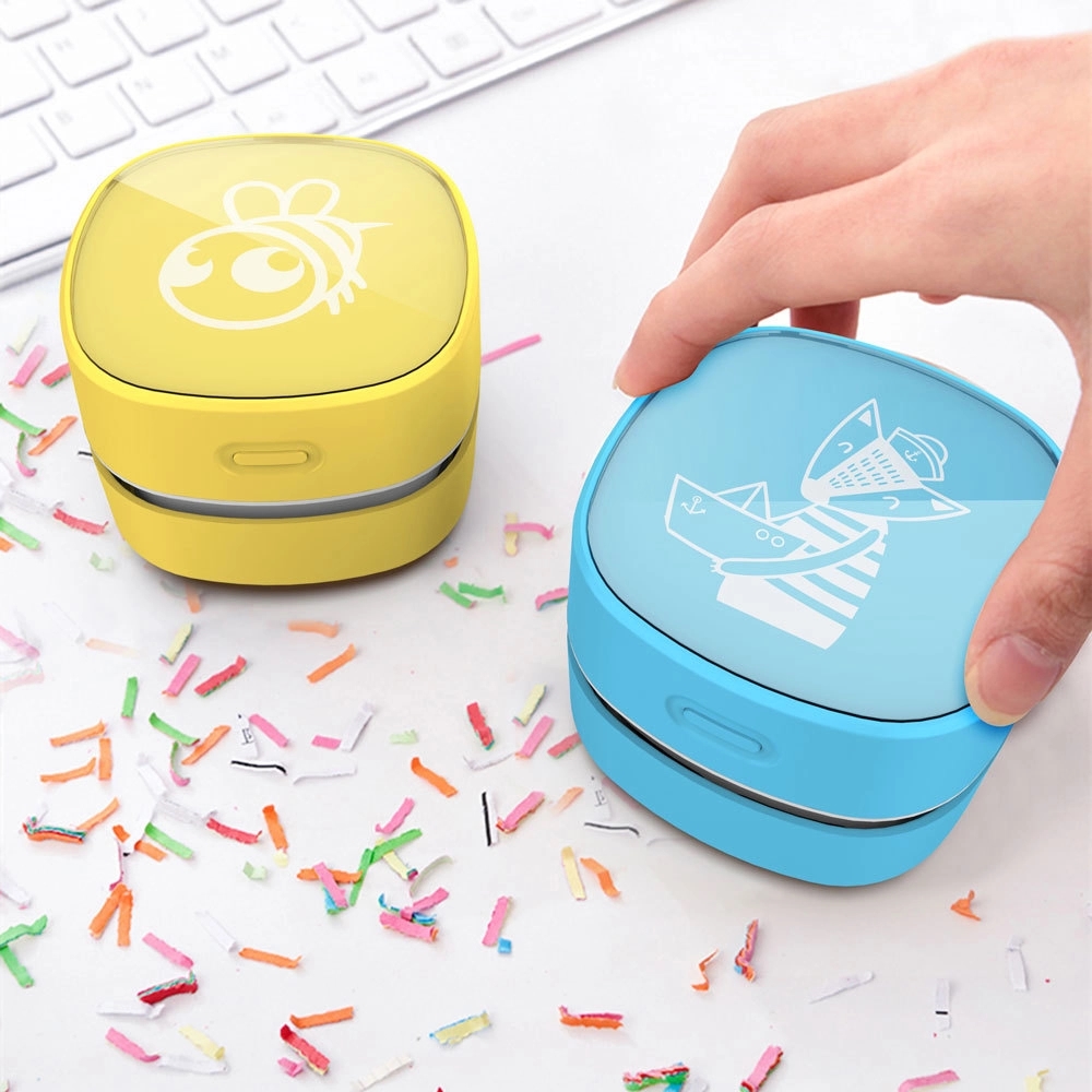 Desktop Vacuum 2