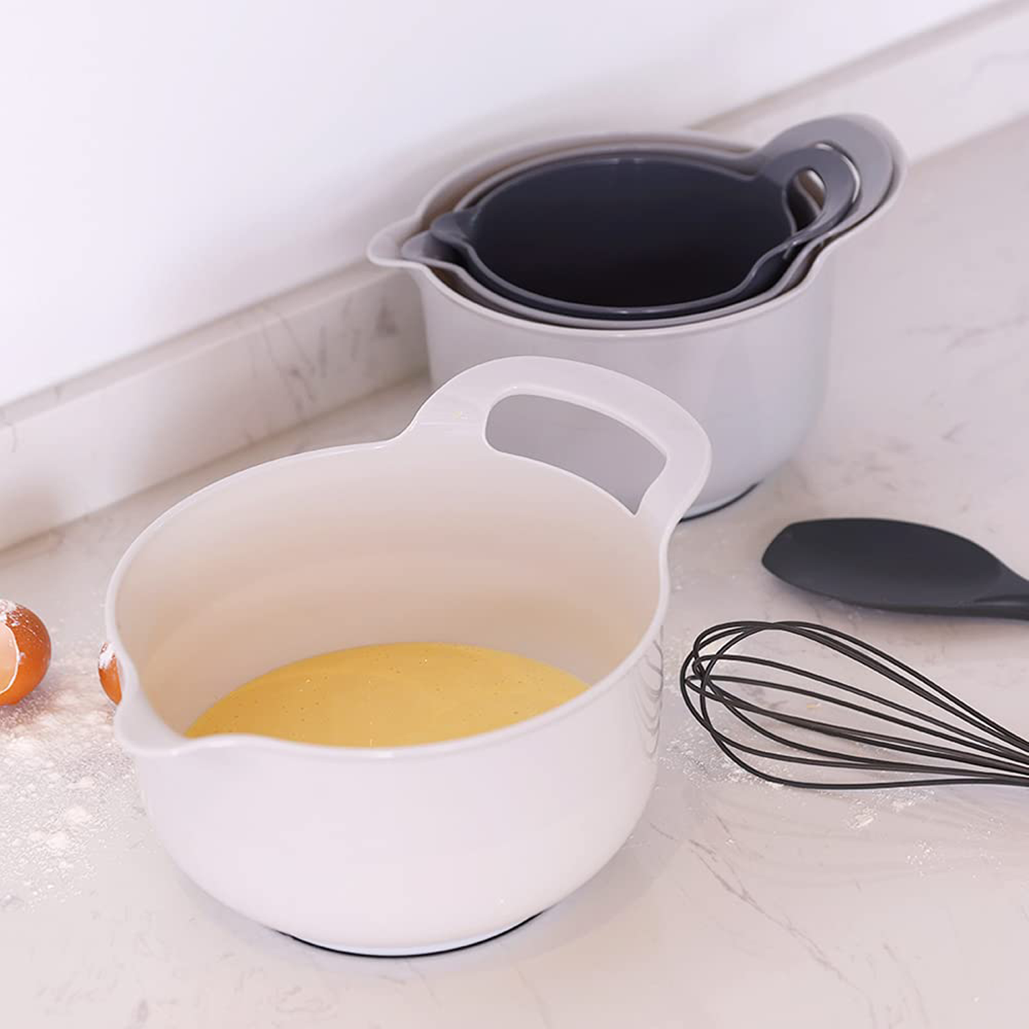 4-Piece Plastic Mixing Bowl Set w/ Handles 6