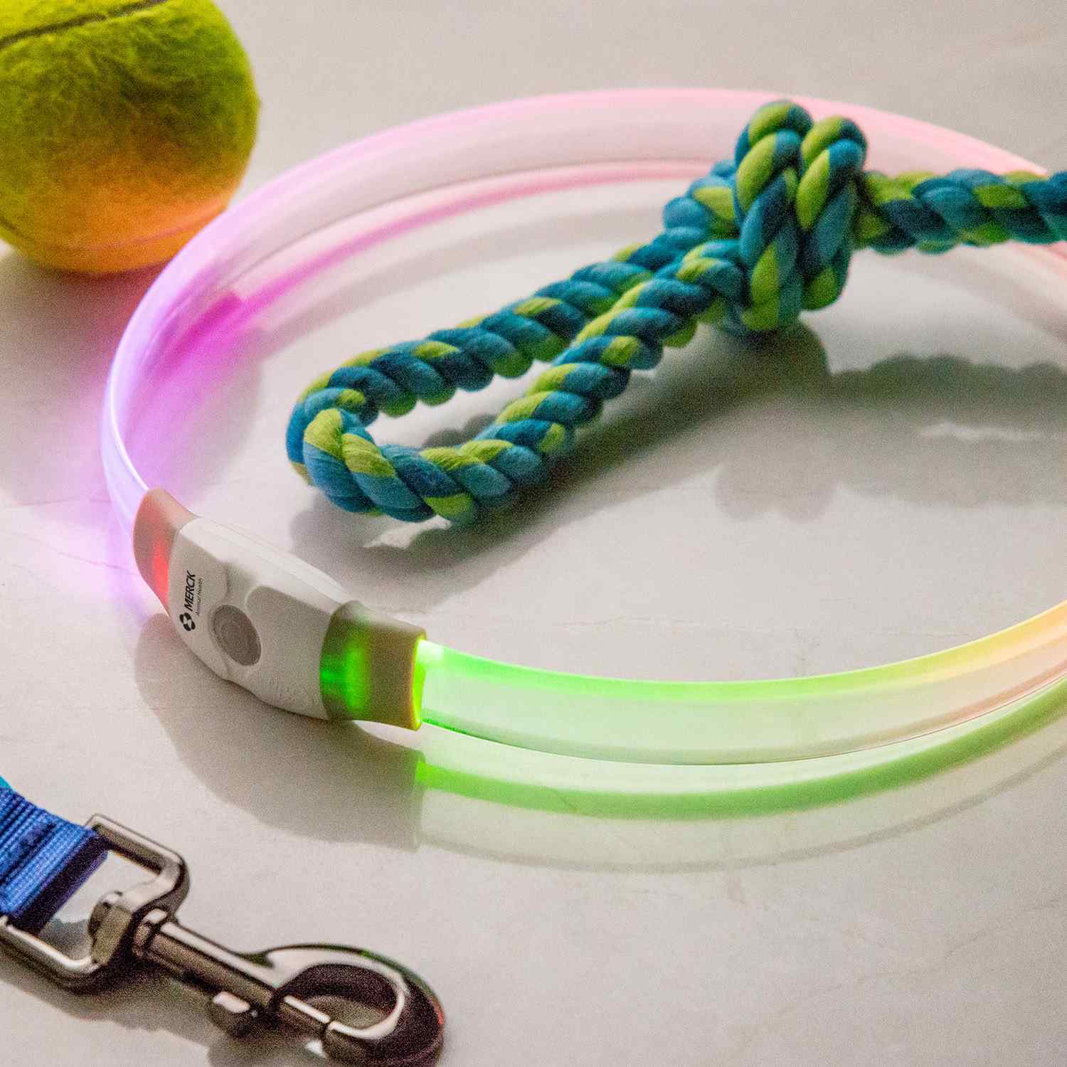 NITE IZE® NITEHOWL® MAX RECHARGEABLE LED SAFETY NECKLACE 5