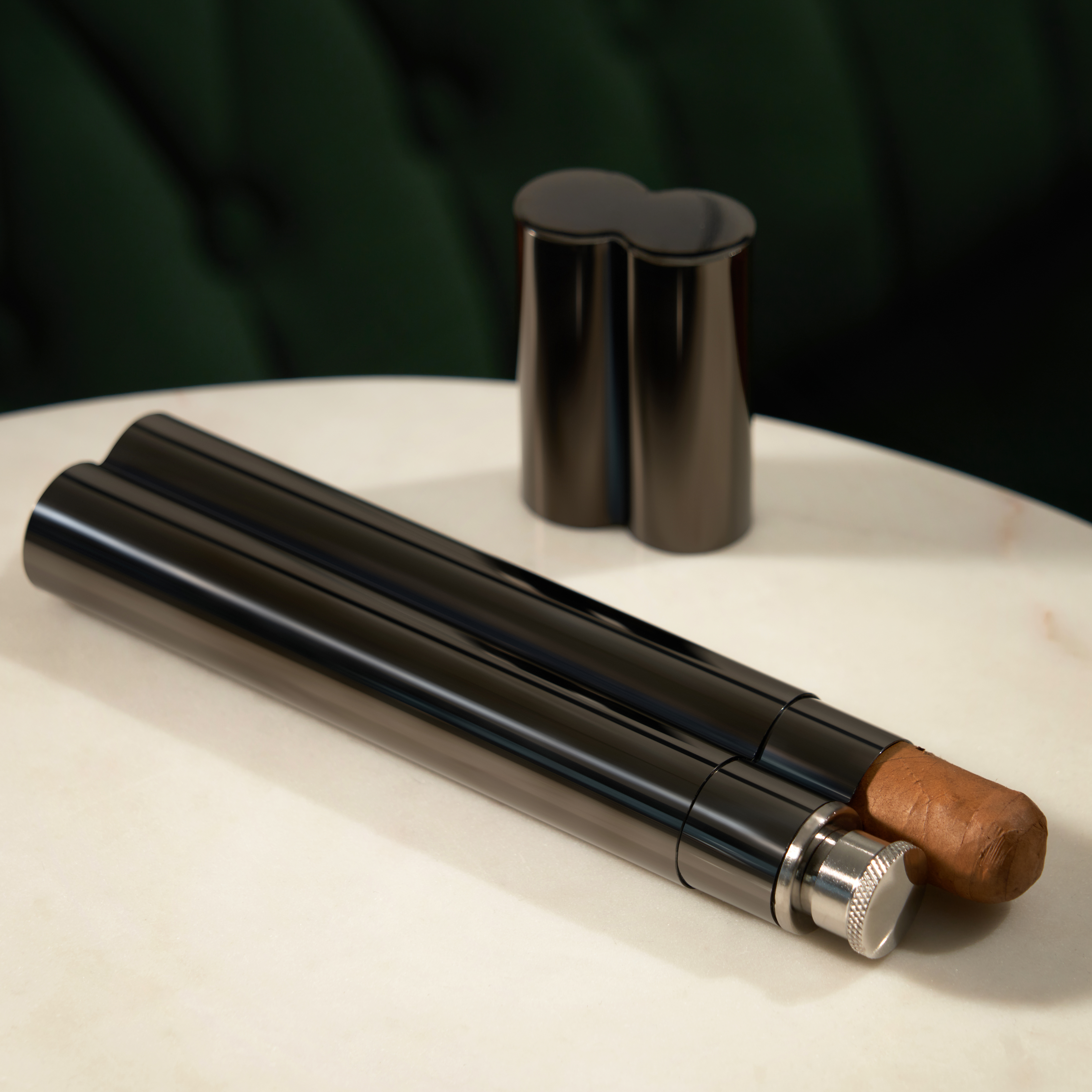 Viski® Warren Cigar Holder and Flask 2