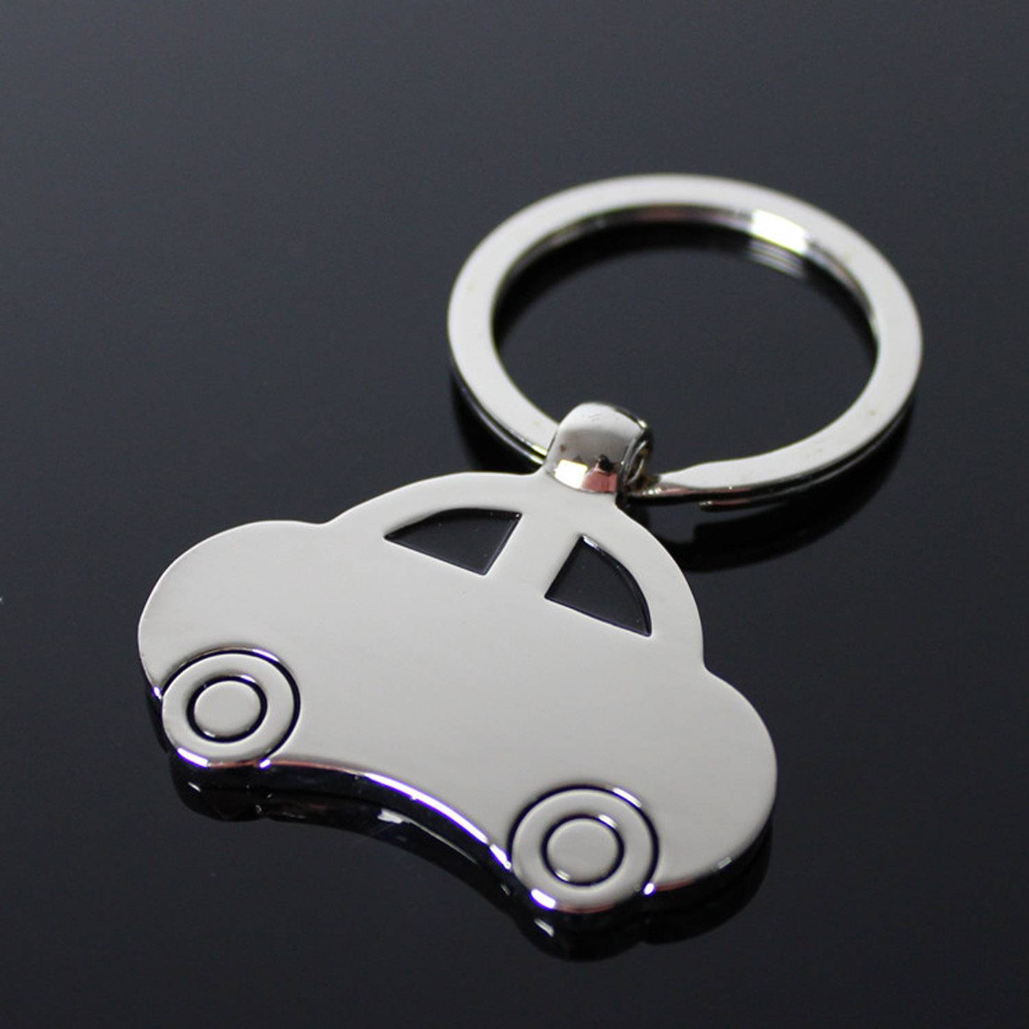 Creative Model Couple Beetle Vintage Car Metal Keychain 4