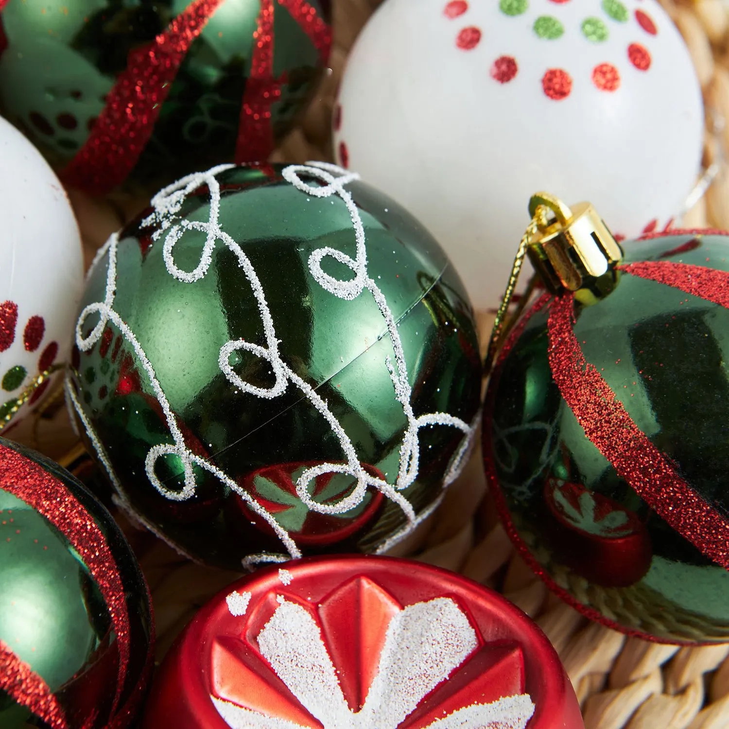Christmas Ball Pendant 4