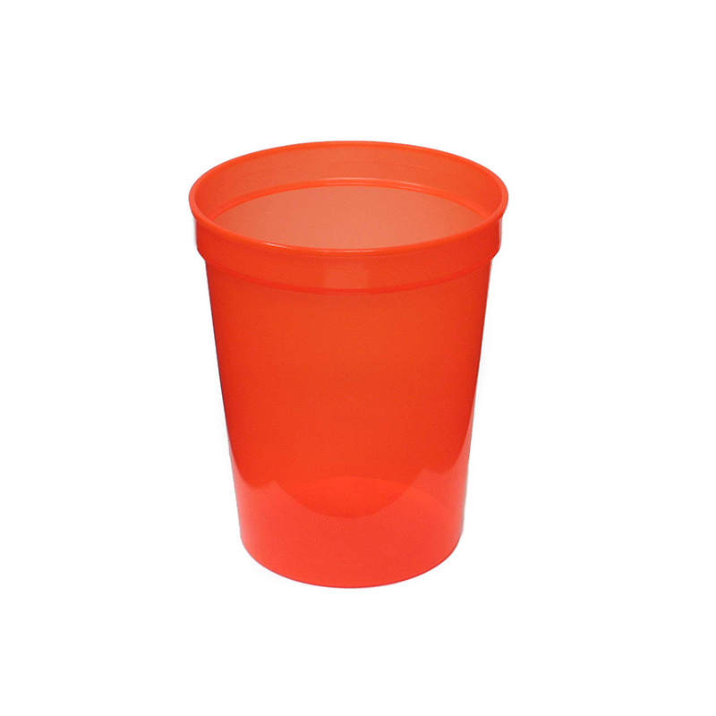 8 oz. Christmas Party Cup 14