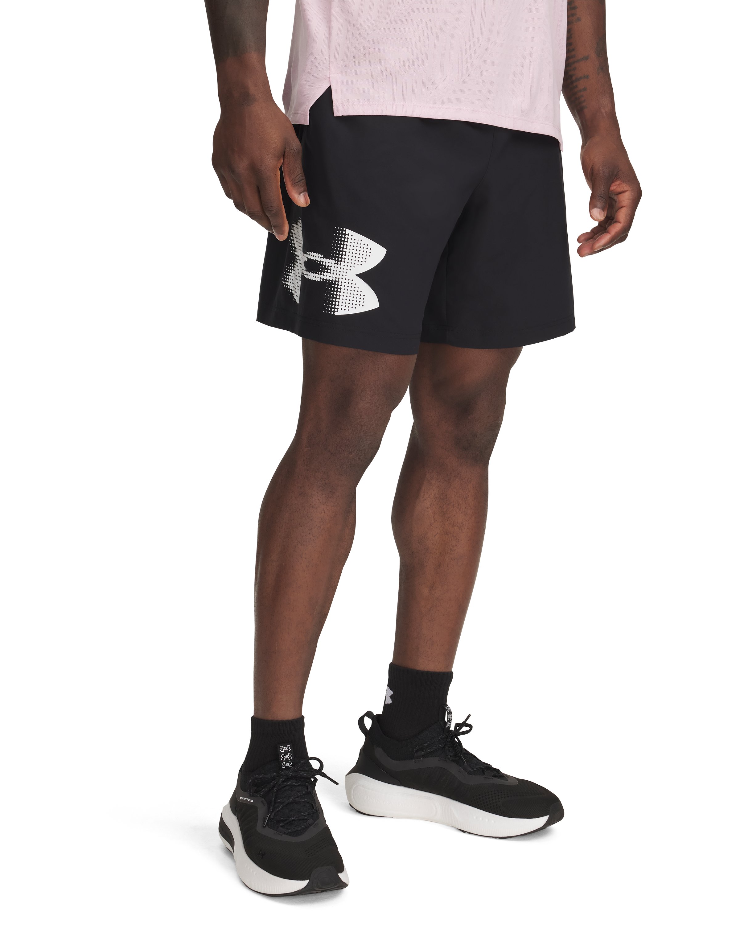UA Tech Woven Graphic Men's 8.25 Shorts 3