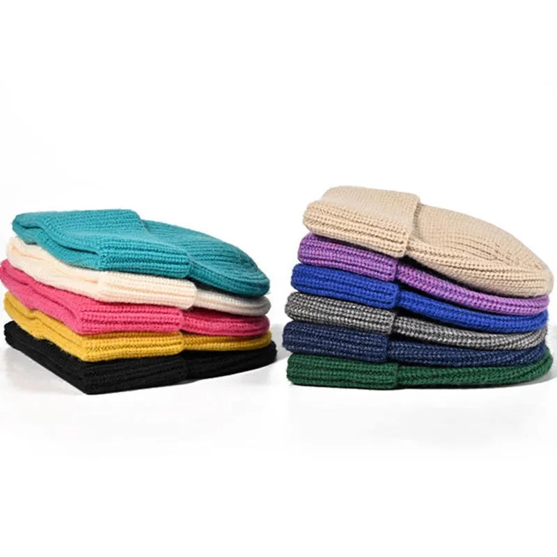 Embroidered warm knit hat 9