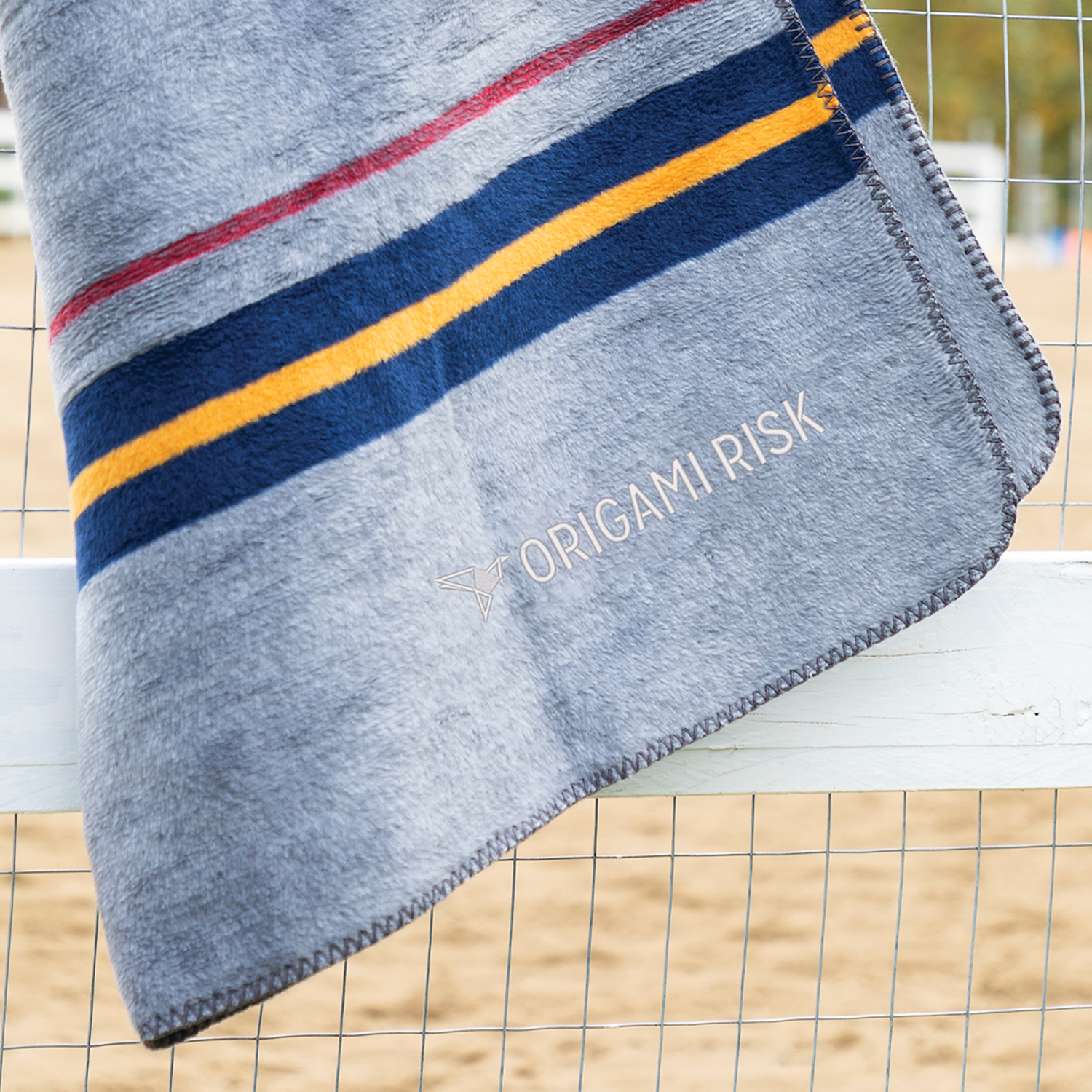 Chalet Stripe Blanket Made of 58% Recycled Cotton 3