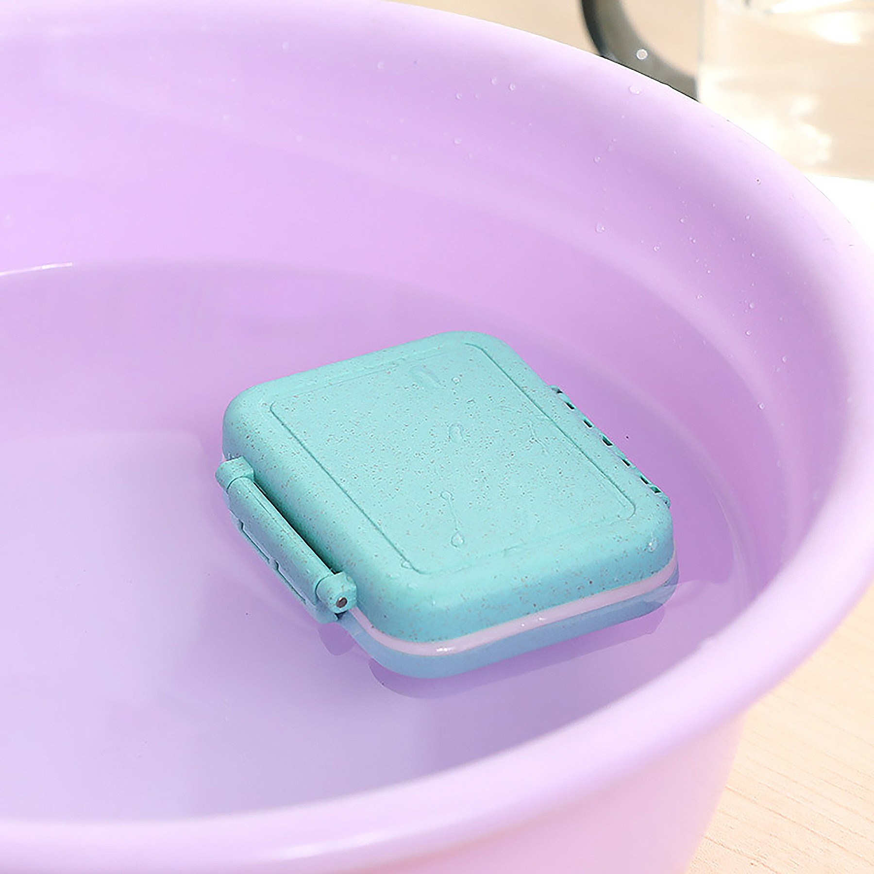 Double Sealed Environmentally Friendly 7 Day Daily Pill Case 2