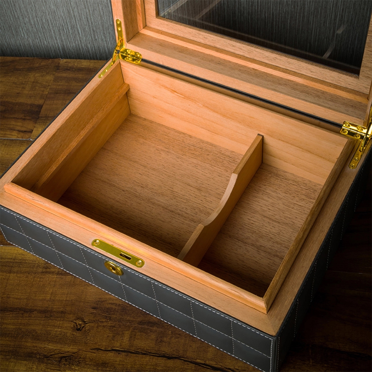 Cedar Humidor Cigar Box 3