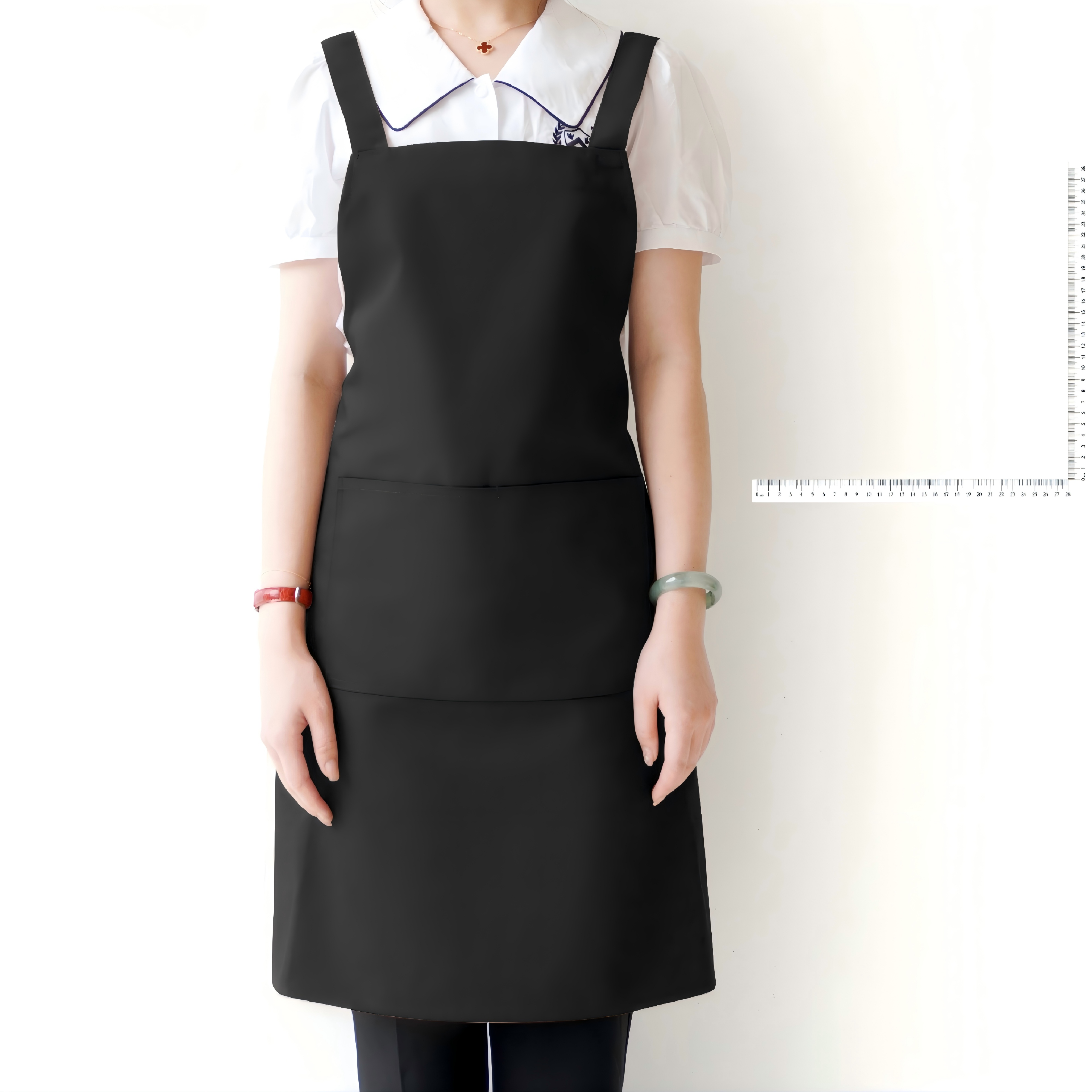 The apron is custom-made to be waterproof and oil-proof 2