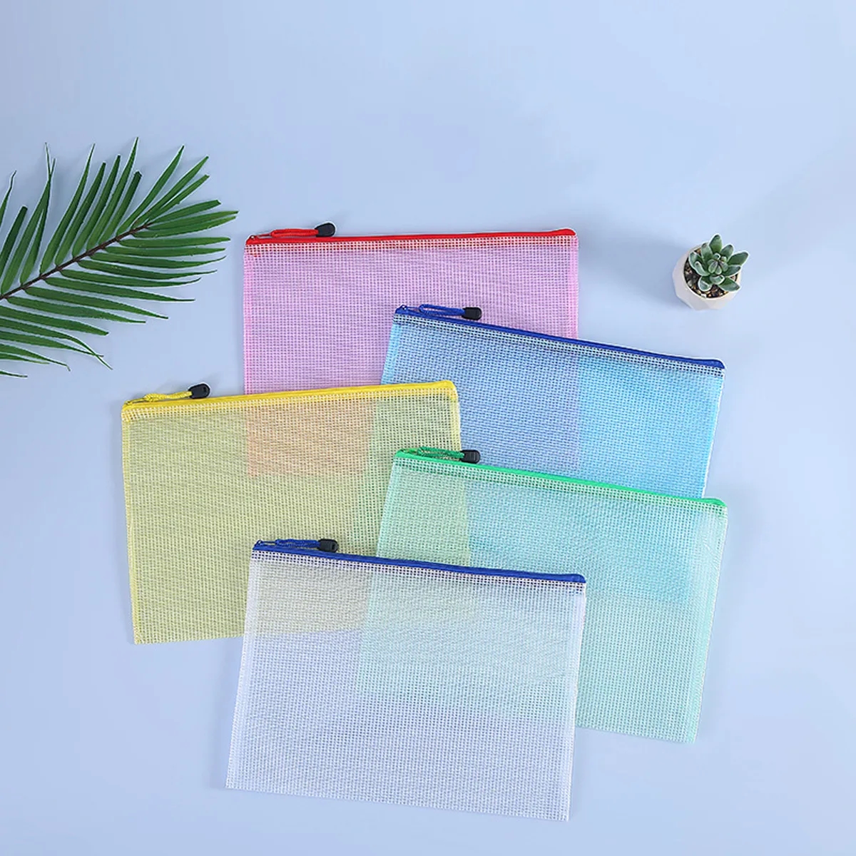 Reusable Transparent Waterproof Zipper Stationery Bag 2