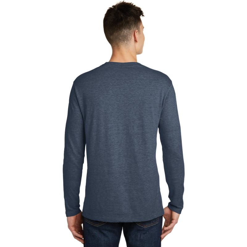 District Very Important Tee Long Sleeve. 30
