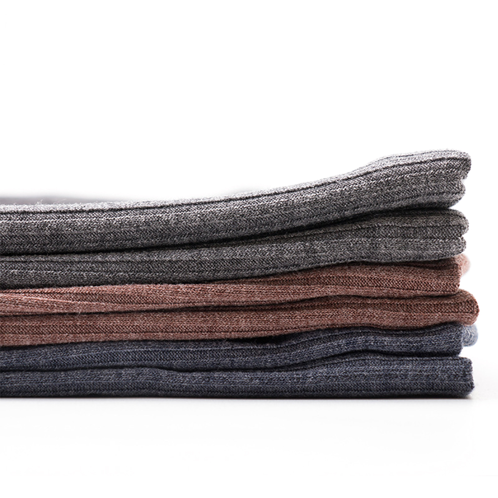 Windproof solid color fleece knitted hat 4