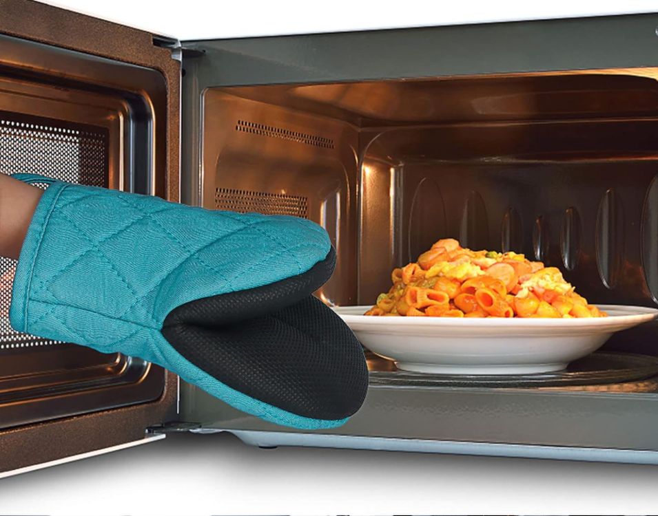 Oven Mitts 1