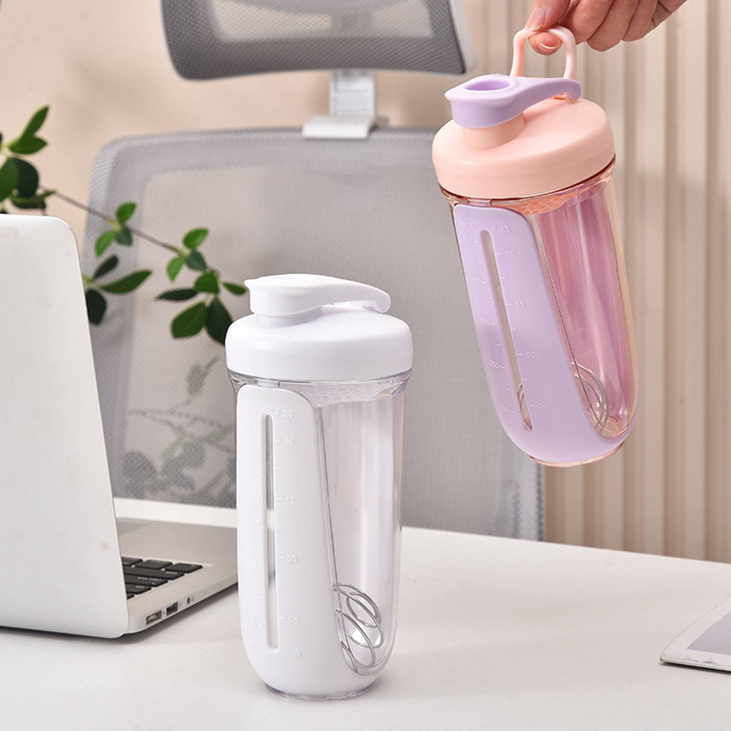 22oz Protein Powder Shake Shaker w/ Scale 6