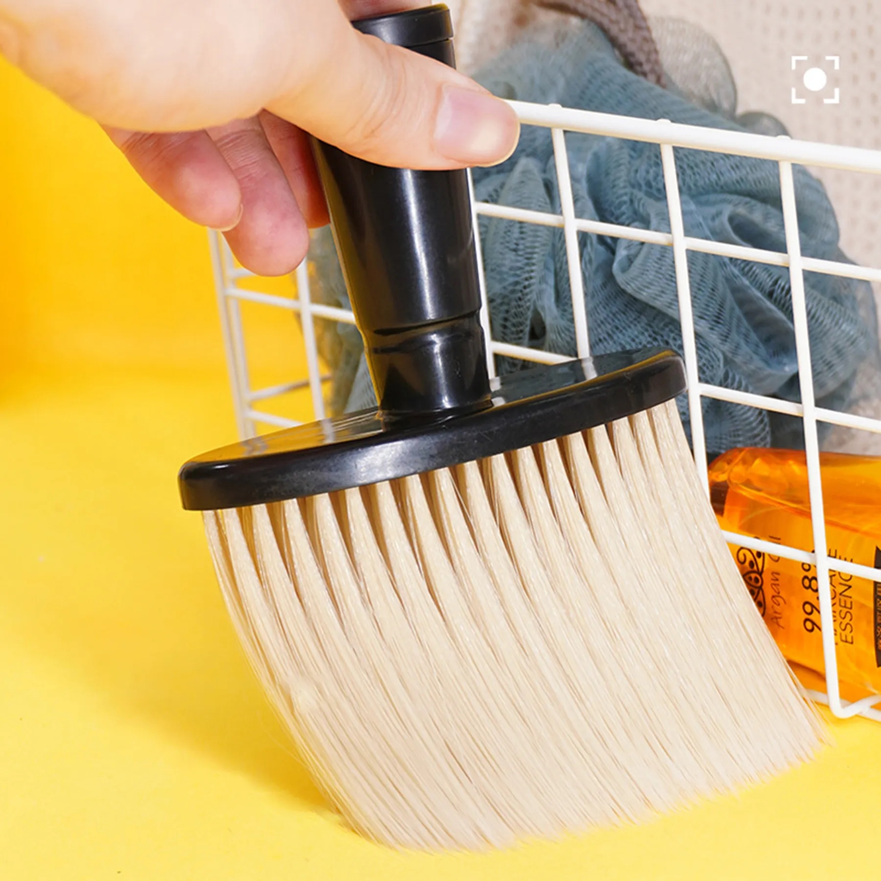 Plastic Shredding Hair Cleaning Brush 7