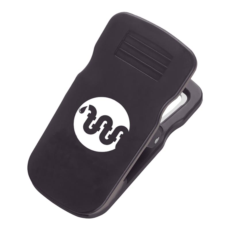 Magnetic clip with bottle opener 3