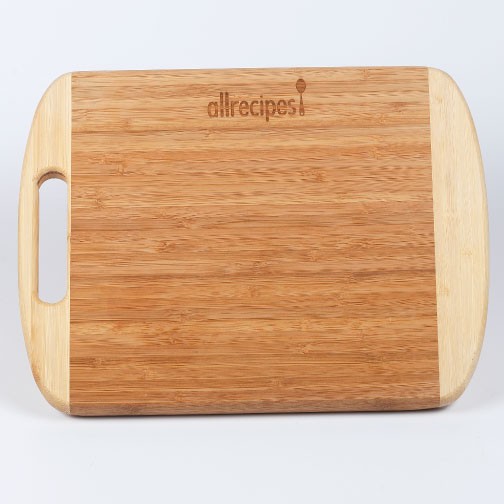 Bamboo Cutting Board w/ Handle 2