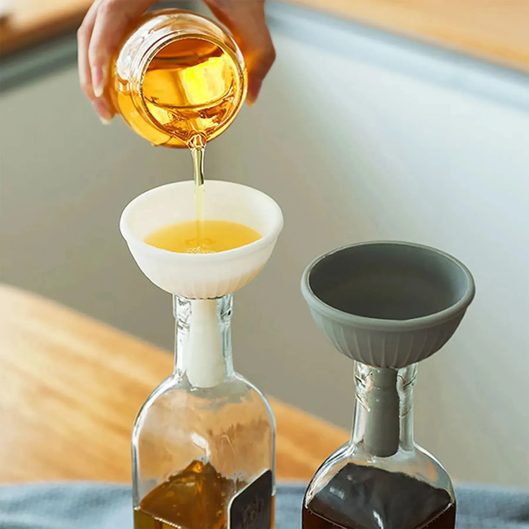 Silicone Kitchen liquid dispensing funnel 6