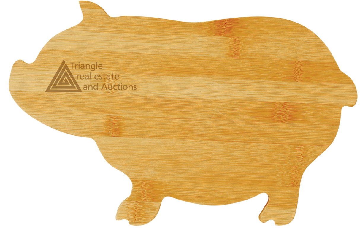 13 3/4" x 8 3/4" Bamboo Pig Shaped Cutting Board