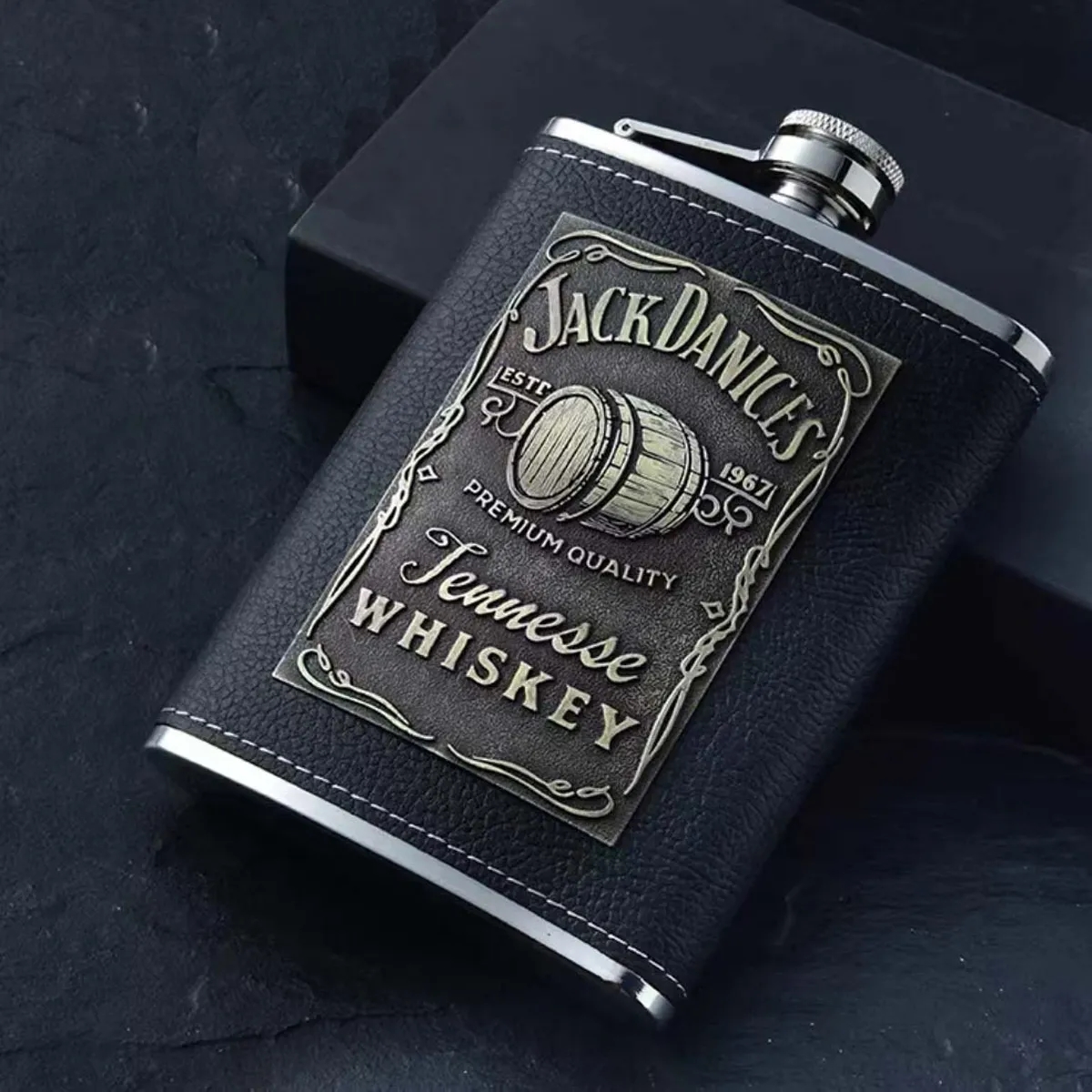 Stainless Steel Hip Flask Gift Set With Cups And Funnel 7