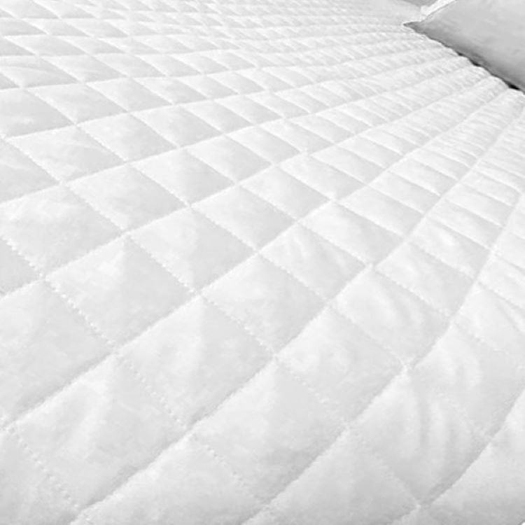 King Size Quilted Bed Pad 1