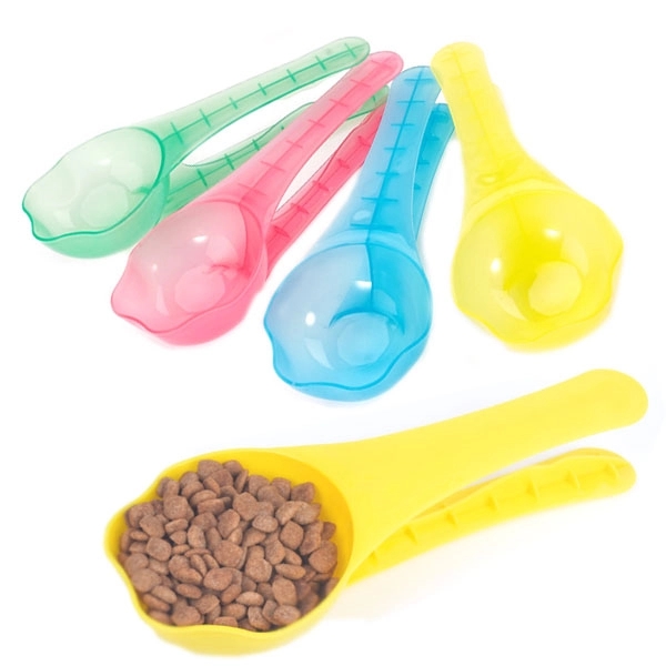 Pet Food Scoop and Clip 7