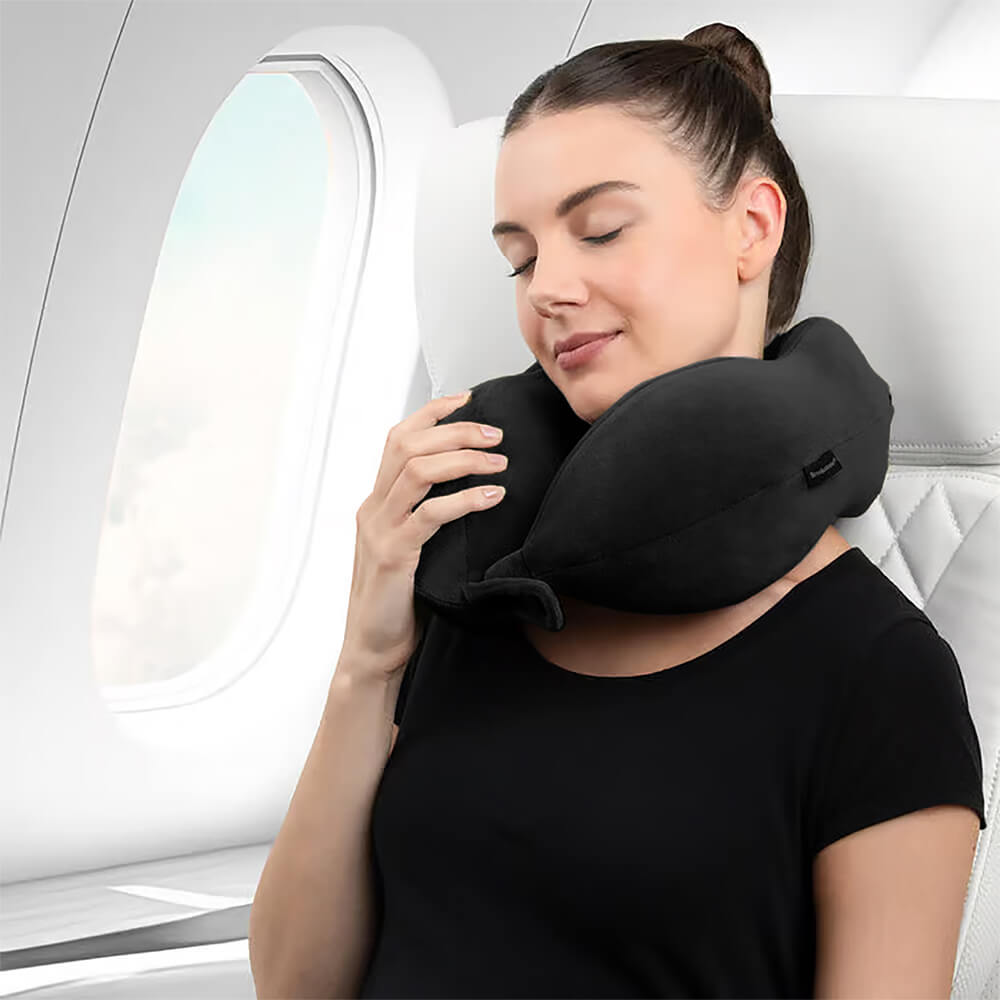 Brookstone Ultra Form Memory Foam Neck Pillow 3