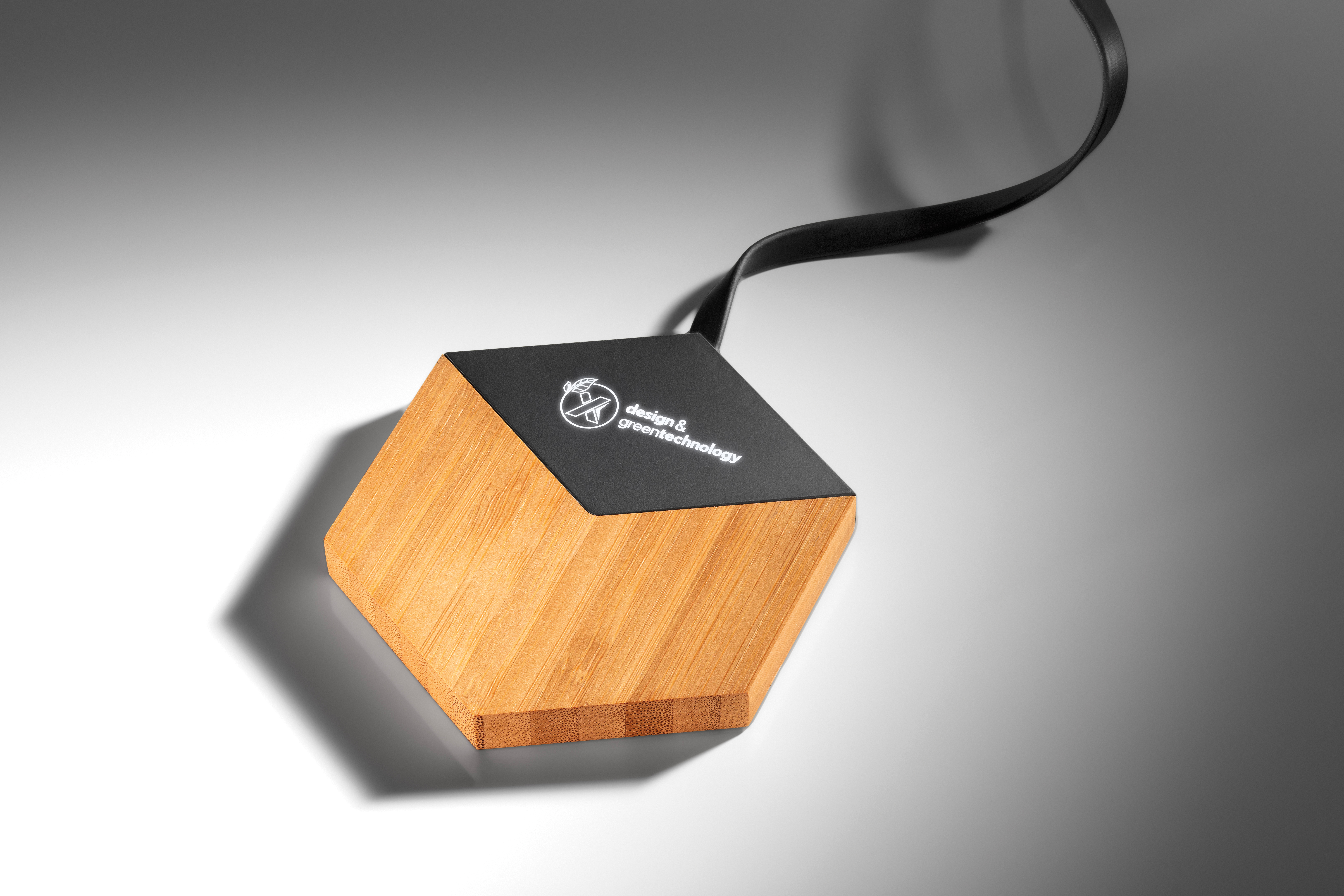 SCX Innovative Design™ Bamboo 10W Hexa Wireless Charger 2