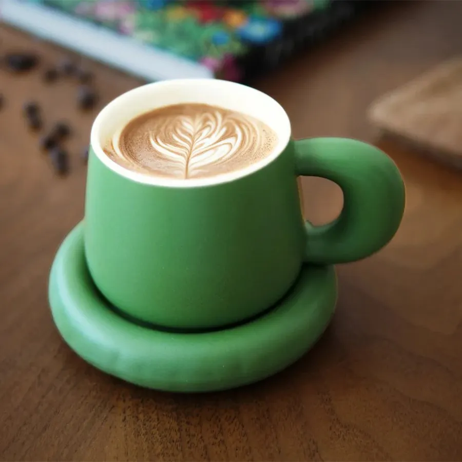 Saucer Cup Set / Big Ear Shape Ceramic Cup 2