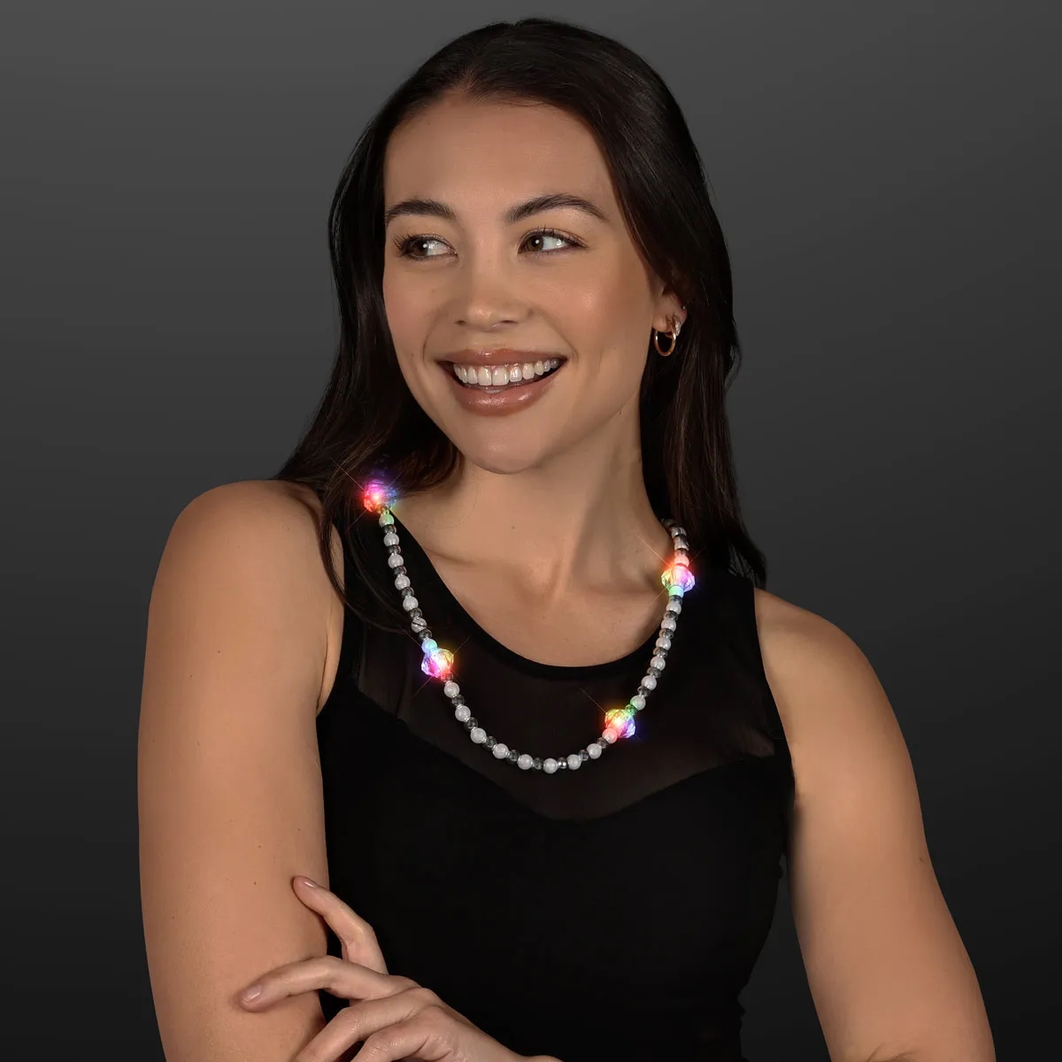 Novelty Pearl Beads Light Up Short Necklace 2