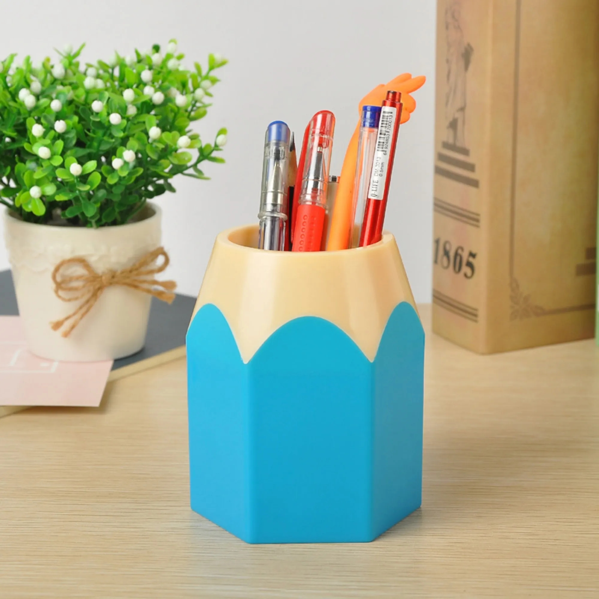 Creative Pencil Pen Tooth Brush Holder MOQ50 3