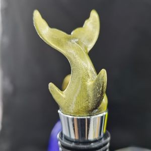 Elegant Fish Tail Design Alloy Wine Stopper 5