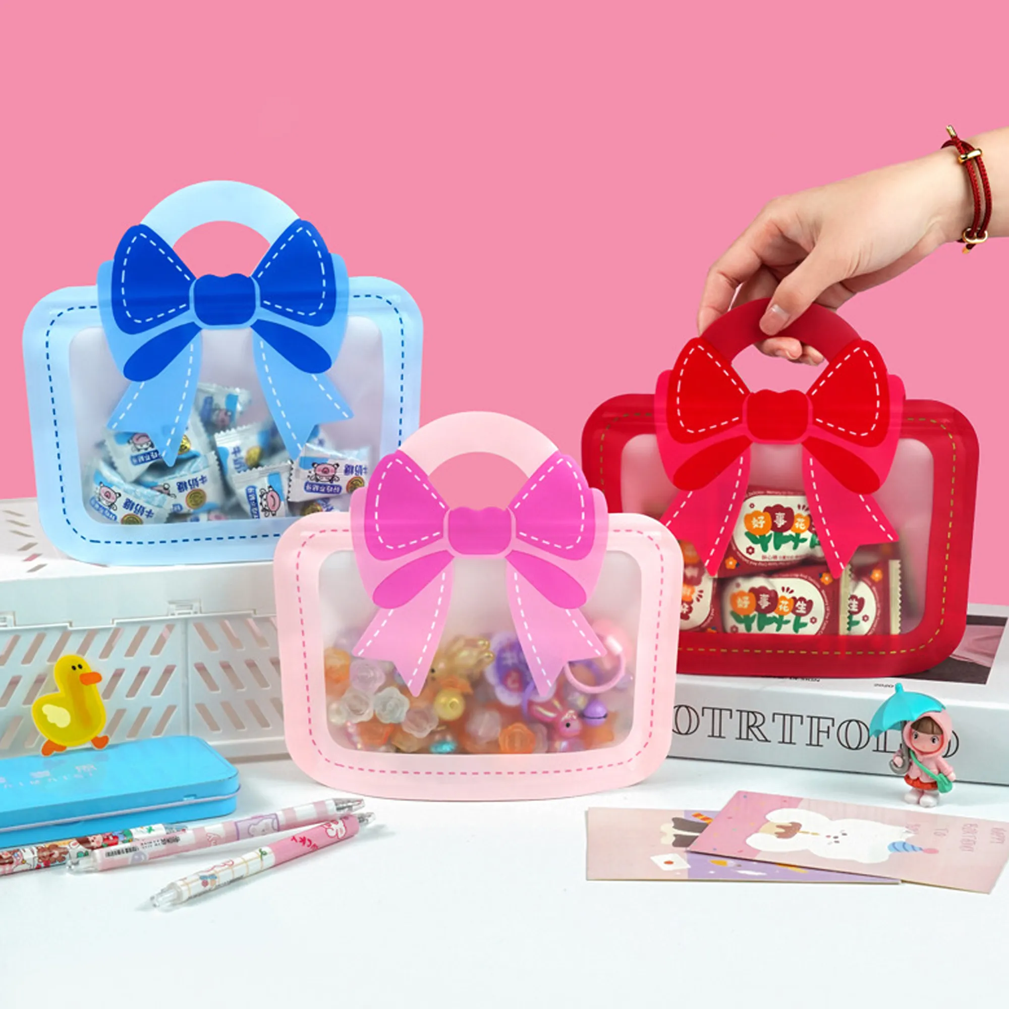 Bow-Tie Handbag Style Snack Pouch 4