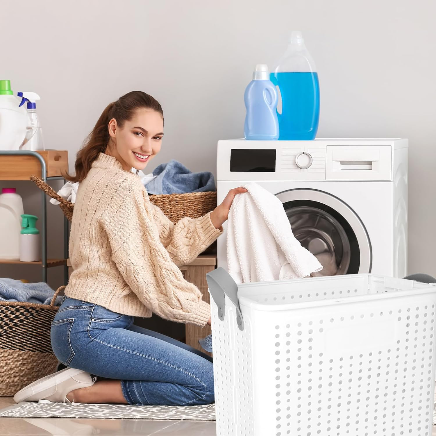 Portable Collapsible Laundry Basket w/ Wheels and Handle 4