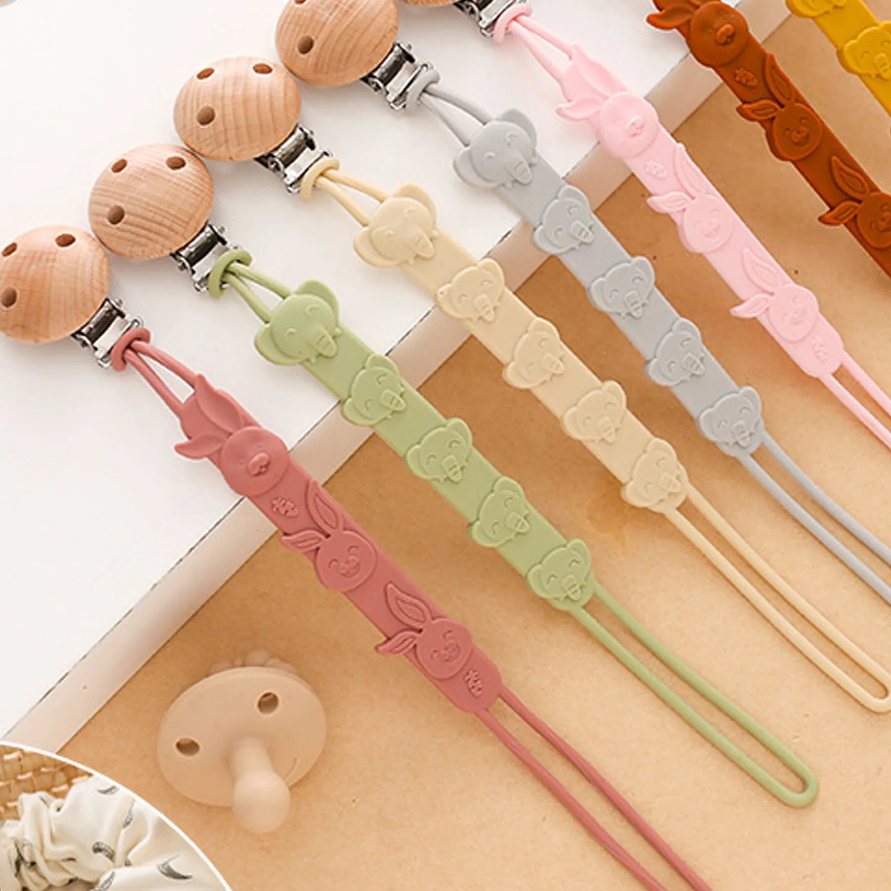 Beech Three Hole Pacifier Chain 2